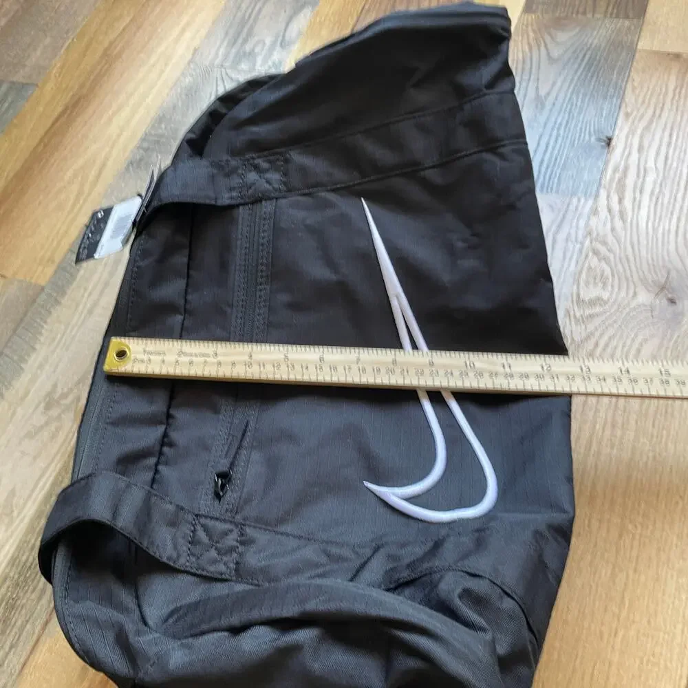 Nike Black Medium Training Duffel Gym Bag NWT Move To Zero Shoulder Strap